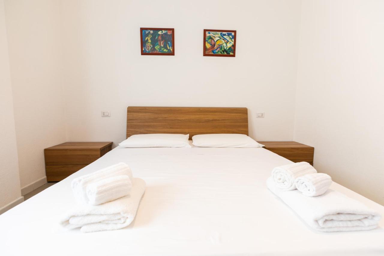 אולביה Theo'S Rooms מראה חיצוני תמונה